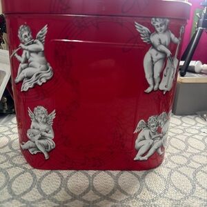 Vintage Christmas cherub music tin!